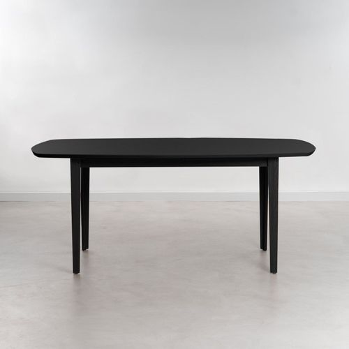 Mesa Oval 4 Lugares 1,4m Tampo MDF Tiê CabeCasa MadeiraOriginals Preto
