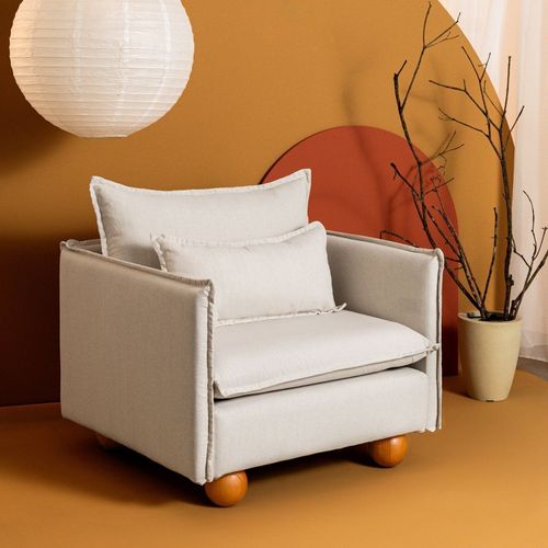 Poltrona com Pé Bolinha Sôma CabeCasa MadeiraOriginals Bege Natural Natural