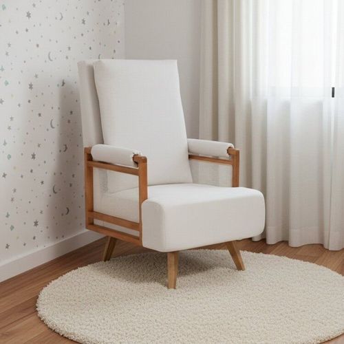 Poltrona de Amamentação Pés Manu Retrô em Madeira Maciça Tela em Fibra Mila Bege Off White Off White