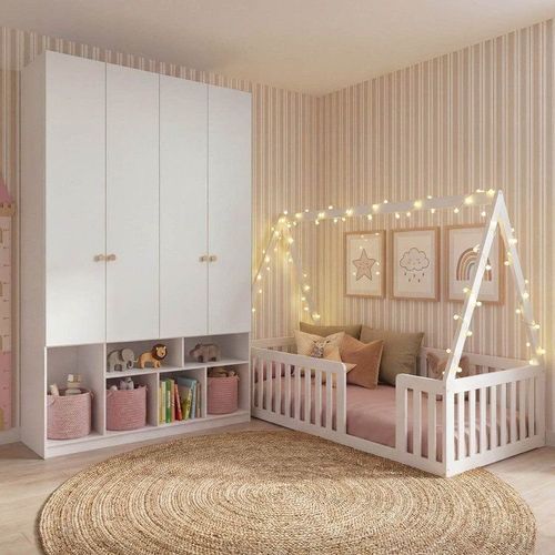 Quarto Montessori Cama Telhado Giulia e Guarda-Roupa Curió Casatema Branco Branco