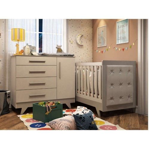 Conjunto para Quarto de Bebê com Cômoda 1 Porta 4 Gavetas e Berço com Capitone Retrô Móveis Peroba Branco Brilho/Cinza/Corino Branco