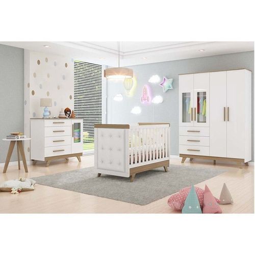 Quarto de Bebê Completo Guarda Roupa com Janela Cômoda Mesa e Berço com Capitone Retrô Móveis Peroba Branco Brilho/Carvalho/Corino Branco