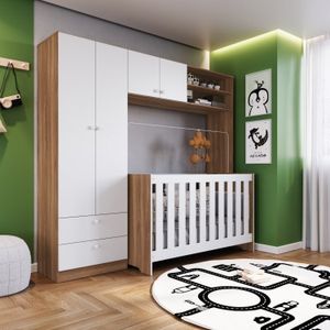 quarto de bebê com paredes verdes e berço branco