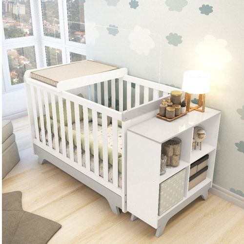 Quarto de Bebê com Berço Mini Cama Estante 4 Prateleiras e Trocador Kakau Retrô Espresso Móveis Branco/Cinza