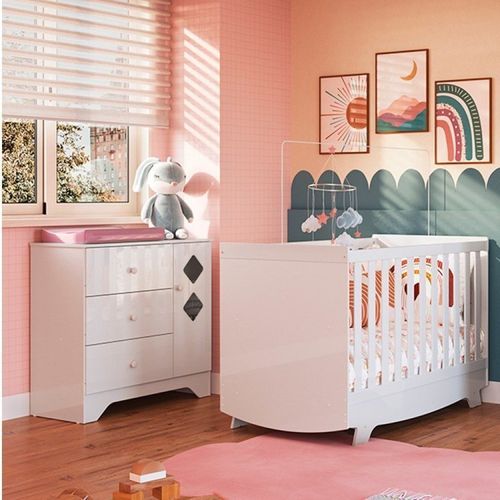 Quarto de Bebê Berço Americano e Cômoda com Janelas Losango Kakau Retrô Espresso Móveis Branco Brilho